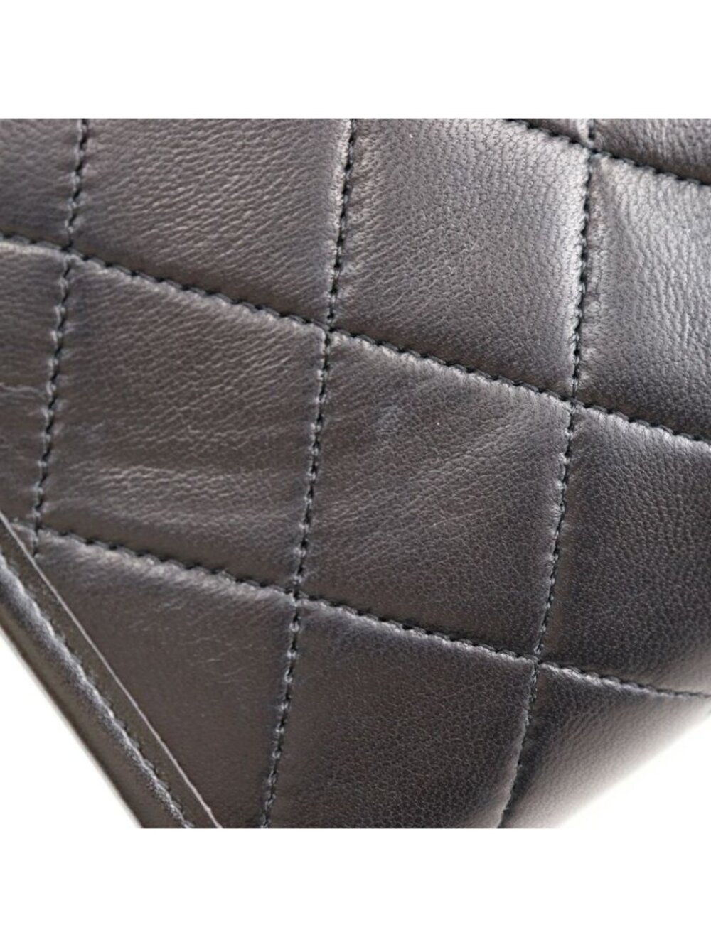 Chanel Quilted Mini Chain Shoulder Lambskin Black Bag - Picture 9 of 11
